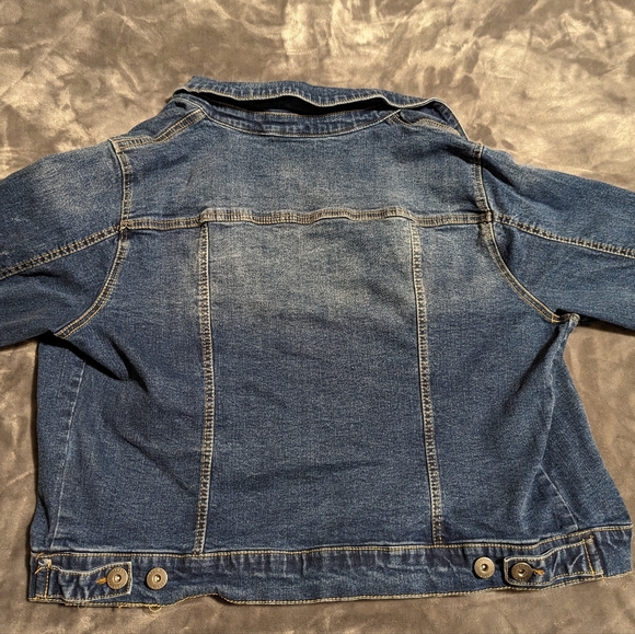 Torrid Jean Jacket - Picture 2 of 8